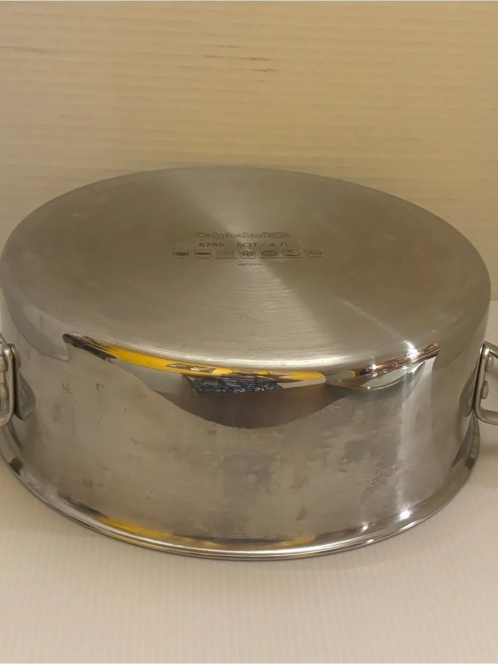 Calphalon 5 Quart Dutch Oven Stockpot Tri-Ply Even Cook with Glass Lid